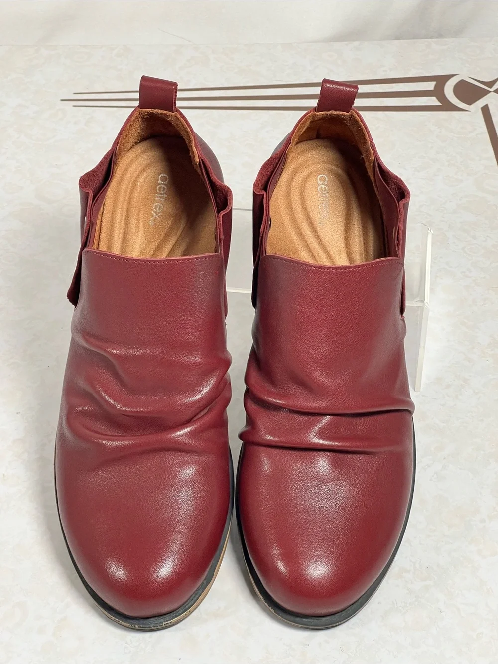 Biza Ellis Ruched Leather Slip-on Bootie Loafer Shoe Womens Sz Euro 40, US 9